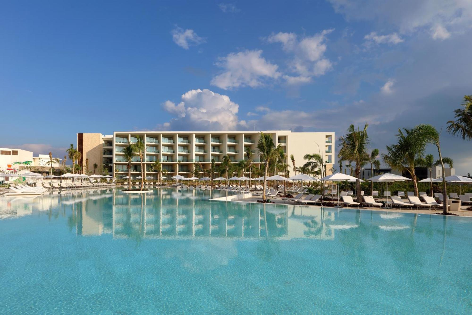 Family Selection At Grand Palladium Select Costa Mujeres Cancún Buitenkant foto