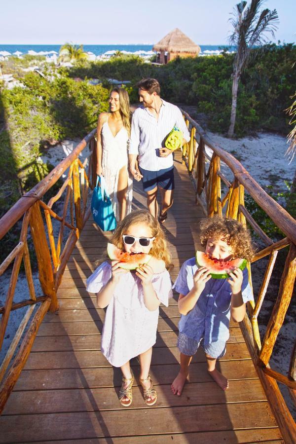 Family Selection At Grand Palladium Select Costa Mujeres Cancún Buitenkant foto